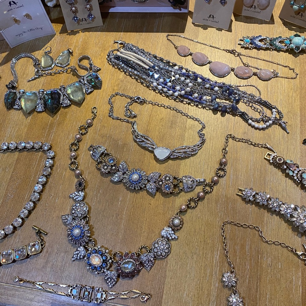 Absolutely MASSIVE Chloe + Isabel LOT - Picture 5 of 16